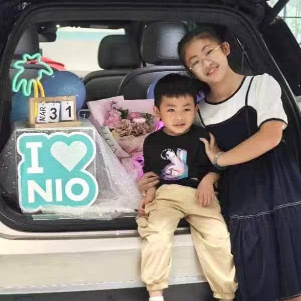 宝马X5换人生就是博ES8，四序发